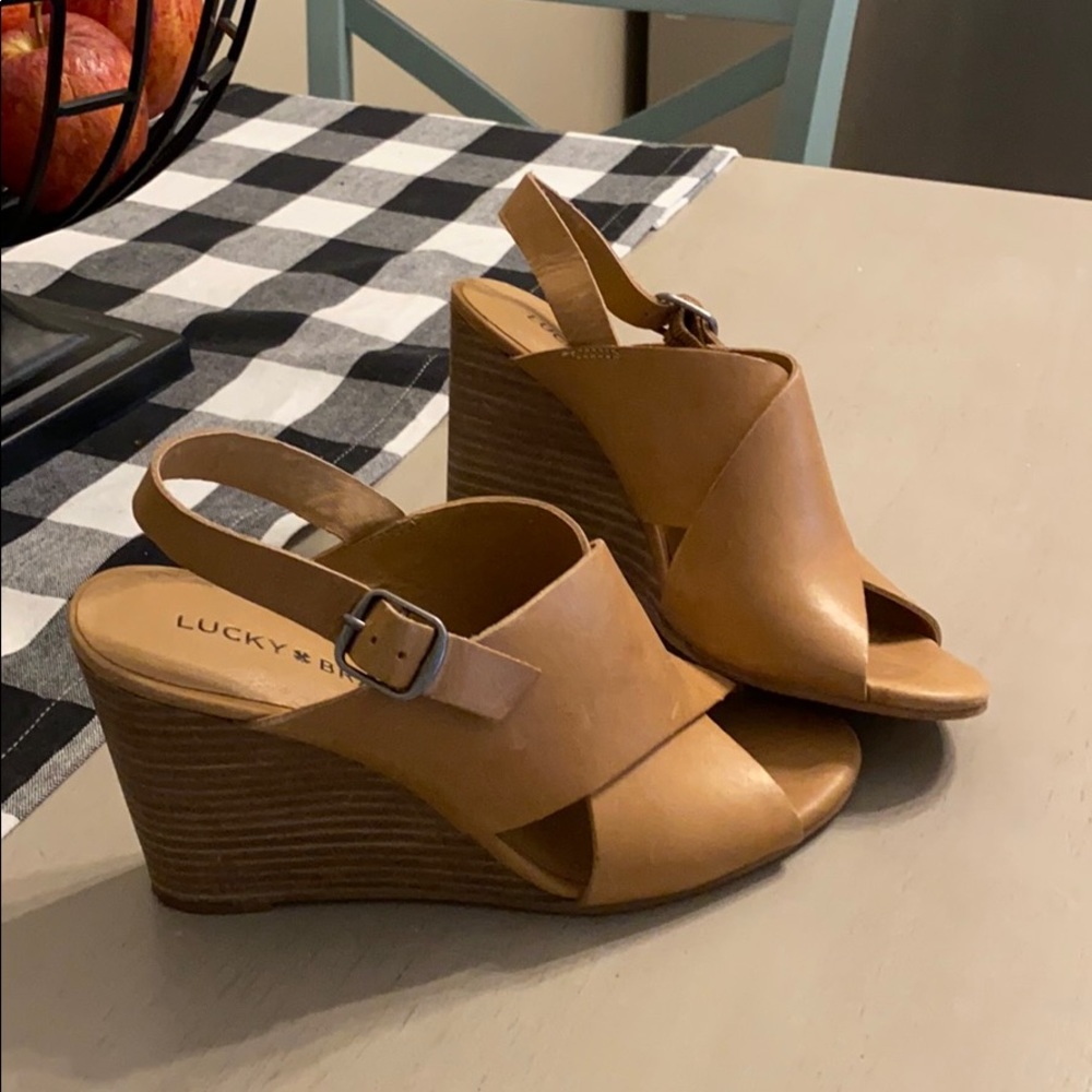 Lucky Brand wedges sz 6 brown